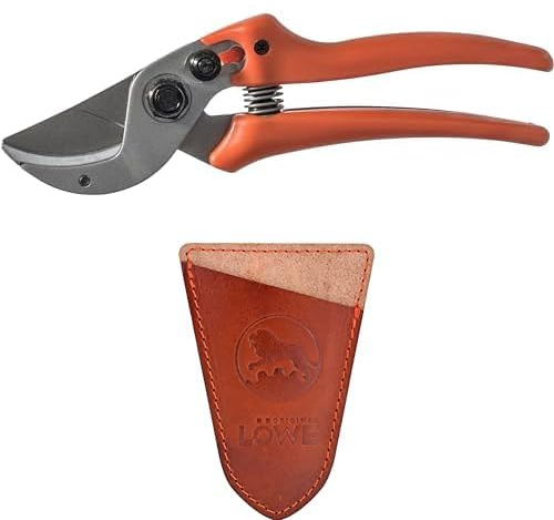Original LÖWE Set bestehend aus Amboss Gartenschere 15.107 mit Bypass Geometrie für hartes Holz wie Linde, Fichte, Lärche oder Eiche & Klingenschutz 9807 zum Schutz vor Verletzungen und Beschädigungen