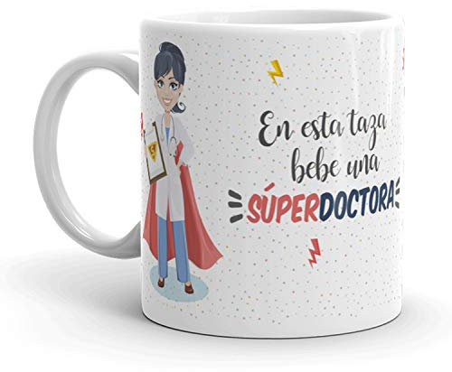 Kembilove Taza de Café Doctora – En esta taza bebe una Súper Doctora – Taza de Desayuno para la Oficina – Taza de Café para Profesionales de Superhéroes – Regalos Personalizados