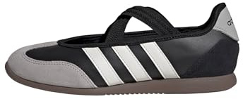 adidas Women's Barreda Mary Jane, Black/White/Gum, 8