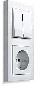 -GIRA Serie E2 Komplett-Sets - reinweiß MATT (1x Steckdose, 1x Serienschalter, 1x 2f Rahmen, 1x Wippe-Serie)