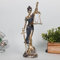 ARTVARKO Polyresin Blind Folded Justice Lady Murti Andha Kanoon Statue Augenverbunden Insaaf Ka Tarazu Schaustück 22,9 cm