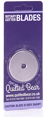 Quilted Bear Rollschneider Ersatzklingen - Rollschneider für Stoff, Titanstahl, universell verträglich, Nähzubehör, Schneiderad für Stoff, Patchwork, Steppung geeignet für dicke Stoffe (45mm 1 Klinge)