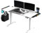 Ultradesk - Scrivania regolabile in altezza LEVEL V2 - Scrivania elettrica per computer 140 x 68 cm - Per il Gioco, l'Ufficio - Set con tappetino per mouse XL e illuminazione LED RGB - LED bianco