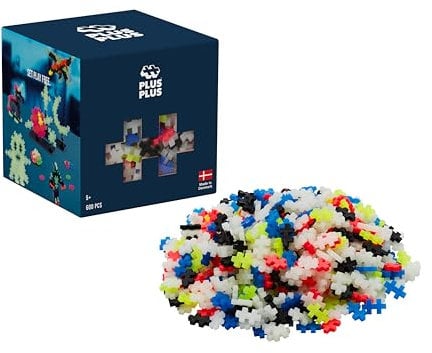 Plus-Plus 3974 Geniales Konstruktionsspielzeug, Farbmix Glow, Kreativ-Bausteine, nachtleuchtendes Bausteinset, 600 Teile, Nachtleuchtend