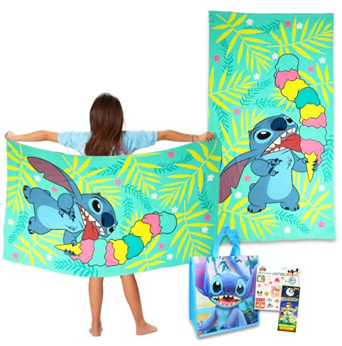 Disney Juego de toallas de playa Stitch – Paquete con toalla de piscina de microfibra Stitch, bolsa de mano, calcomanías, más | Toalla de playa Stitch para niñas, accesorios de playa Stitch