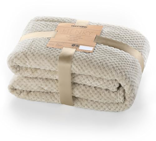 DecoKing Kuscheldecke 220x240 cm Cappuccino Decke Microfaser Wohndecke Tagesdecke Fleece weich sanft kuschelig skandinavischer Stil beige Henry
