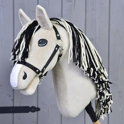 LarDen Hobby Horse Aurora mit schwarzem Halfter M, Stockpferd Für Kleine, HANDGEFERTIGTES Große Kinder mit Zubehör | Spielpferd, Pferd Zum Reiten Spielzeug, Hobby Horsing, Hobbyhorse