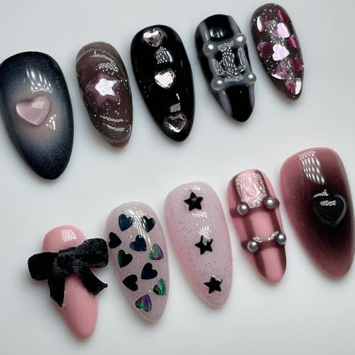GlamRays 24 Stück Spicy Press on Nails Medium Almond Fake Nails mit 3D Herz Stern Perle Strass Design, Y2K Schwarzer Schleife Glitzer Pailletten, Falsche Nägel, Weinrot