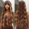 Lange Welle Braun Highlight Perücken mit Bangs für Frauen Synthetisches Haar Dunkle Wurzeln