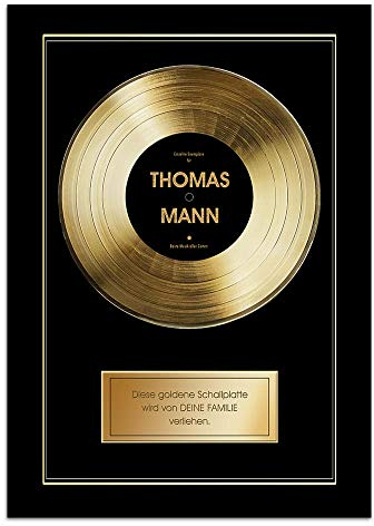 CADEAUX.COM Goldene Schallplatte personalisiert mit Namen - Poster 31 x 46 cm, Wanddeko - mit dunklem Bilderrahmen verkauft