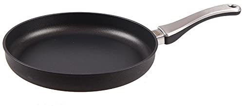 Pfannen Harecker X-Lite Flachpfanne 28 cm Ø aus leichtem Aluguss | Antihaftbeschichtet & PFOA-frei | für Induktion, Ceran, Gas, Elektro | backofenfest 220 °C | Made in Germany