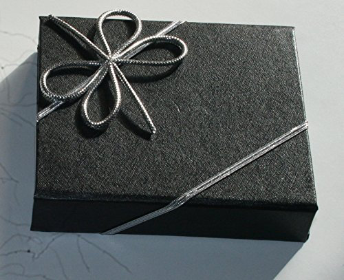 4 praktische Geschenkschleifen in den Farben Silber und Gold, mit einem Gummiband für das schnelle Verpacken mit Einer schönen Schleife