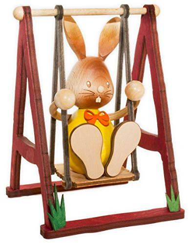 Drechslerei Kuhnert Osterdekoration/Osterhase „Stupsi Hase auf Schaukel“ 11 cm hoch, aus feinstem Holz, für EIN Bezauberndes Osterfest oder eine dauerhafte Dekoration, Holzkunst Made in Germany