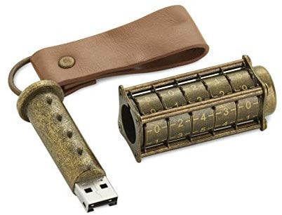 Cryptex USB Flash Drive | Clé USB Unique protégée par Code | Stockez en Toute sécurité jusqu'à 32go | Clé USB Portable Couleur Laiton | Inspirée des Croquis de Léonard de Vinci