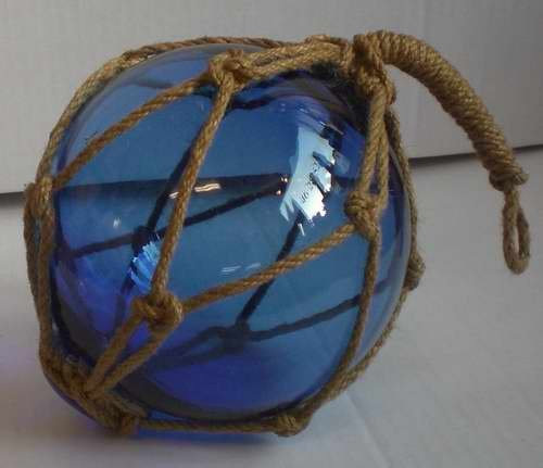 Fischerkugel blau ca 17cm im Tauwerk Netz
