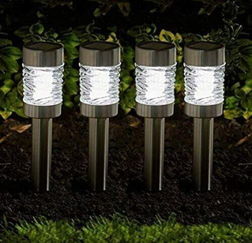 Garden Mile Lot de 4 lampes solaires Martini sur piquet en acier inoxydable durable - Étanche et résistante à la rouille - Éclairage d'allée et d'allée - Décoration extérieure en verre robuste