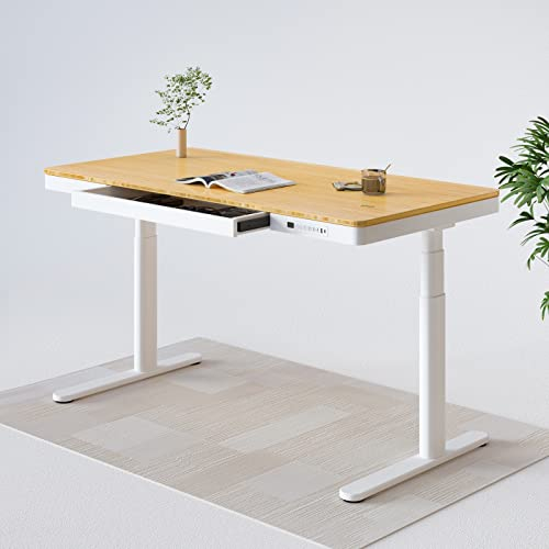 FLEXISPOT Q8W Bureau Assis Debout Électrique avec Plateau en Bambou 140x70cm Bureau Réglable en Hauteur à 2 Moteurs 3 Colonnes avec Tiroir et Chargeurs USB, Gestion des Câbles, Blanc