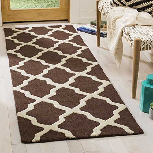 SAFAVIEH Cambridge Collection Runner Rug - 2'6 x 6', Dark Brown & Ivory, Handmade Trellis Wool, Ideal for High Traffic Areas in Living Room, Bedroom (CAM121H)