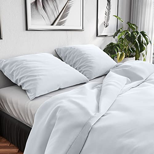 Wolkenfeld Bettwäsche 220x240 Baumwolle Weiß - Atmungsaktiv - 3teilig - 1x Bettbezug 220x240 + 2X Kissenbezug 80x80 - Weiss