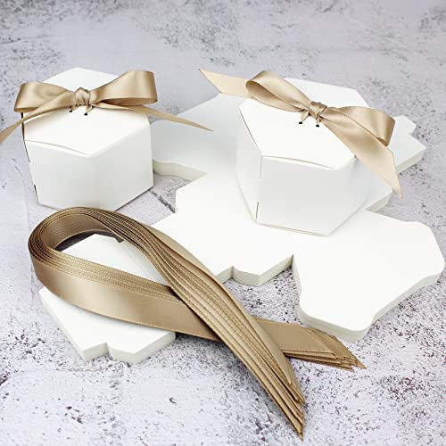YankMooM 30 PCS White Candy Gift Boxes,8.5 x 7.5 x 5.5cm Wedding Favour Boxes with Ribbon Small Cookies Gift Boxes for Wedding Baby Shower Birthday Party Holiday