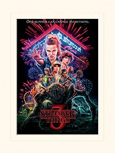 Stranger Things Poster + Passepartout, 30 x 40 cm, 3 (Summer of 85)