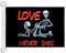 AZ FLAG Bootsflagge Pirat Love Never Dies 45x30 cm, Aussenverwendung - Piraten Totenkopf Bootsfahne Aus Gestricktem Polyester Mit Plastikringen
