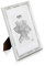 Cadre A4 Original en Bois Massif Shabby Chic - Aspect Antique/Vintage - Vitre en Verre trempé - Passe Partout pour Photo 20x15 cm - 2 cm d'épaisseur - Blanc Cassé & Argent Antique