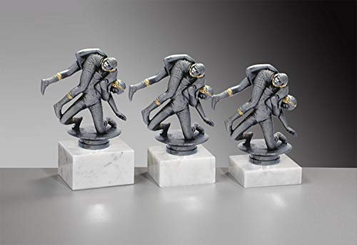 Henecka 🤼♂️ Herren Kampfsport Pokal Kraftsport Trophäe Resinfigur Ringen Ringer Altsilber, Marmorsockel, mit Wunschgravur, wählbar in 3 Größen oder als 3er-Serie (Sockel 65 x 20 mm)