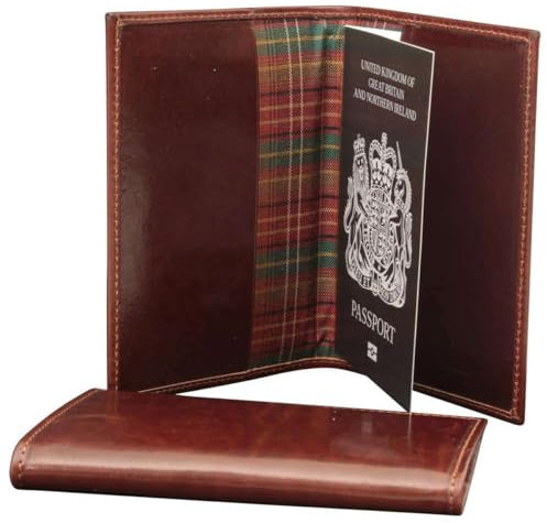 Old Angler Porta Passaporto in Pelle Marrone | Made in Italy | Compatto e Elegante | Protezione per Passaporto e Documenti