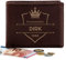 Maverton Geldbörse Herren mit Gravur - Portmonee Geldtasche - personalisiert - Geschenke für Männer - 12,5x10cm - braun - aus Leder - Finanzminister