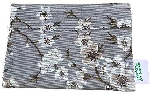 Étui à Savon ou Shampoing Solide Imperméable – Coton Enduit Lavable – Fabriqué en France – Pochette Zéro Déchet Réutilisable – DES FILLES EN VERT (Motif Floral Gris)