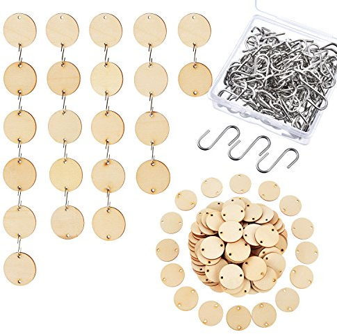 Hicarer Lot de 100 pendentifs ronds en bois de Noël avec 2 trous et 100 crochets en S pour panneaux d'anniversaire, tableaux de chore et travaux manuels