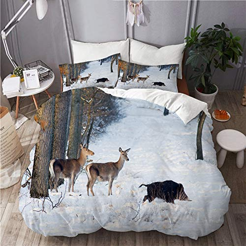 MAYBELOST Bettwäsche-Set,Mikrofaser,Wilde Tiere Stehen auf Schnee im Wald (Rotwild und Wildschwein),1 Bettbezug 135x200 + 2 Kopfkissenbezug