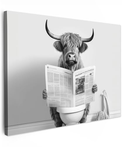 MuchoWow© Bilder 70x50 cm Wohnzimmer Deko Modern Wandbild Foto auf Leinwand Bild Schlafzimmer Room Decor Geschenke Schottisches Hochlandrind - Kuh - Highland Cow - Toilette - WC - Weiß
