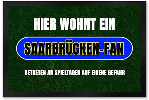 speecheese Hier wohnt EIN Saarbrücken-Fan Fußmatte XXL in 50x75 cm mit Rasenmotiv Sportfan Saarbrücken Sport Deutschland Kult