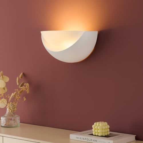 KOSILUM – Wandleuchte halbrund, weiß, aus Gips – Gillian – Licht warmweiß Beleuchtung Wohnzimmer Schlafzimmer Küche Flur – 2 x max. 40 W – E14 – IP20