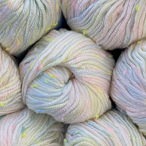 Tweed Twinkles Soft Hypoallergenic Baby Yarn for Knitting Crocheting, 8 skeins, 632 metres/400 Grams, Light Worsted, DK #3 (Creamy White)