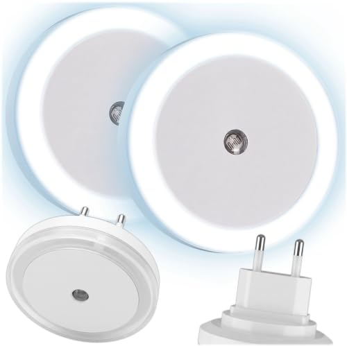 KRUMAD Nachtlicht Steckdose, LED Beleuchtung, Babyzimmer | Set 2 Stück 6,5 x 6,5 x 6 cm, mit Dämmerungssensor, 3 Modi (ON/Auto/OFF), Energiesparend, Weiß, Keine Montage erforderlich