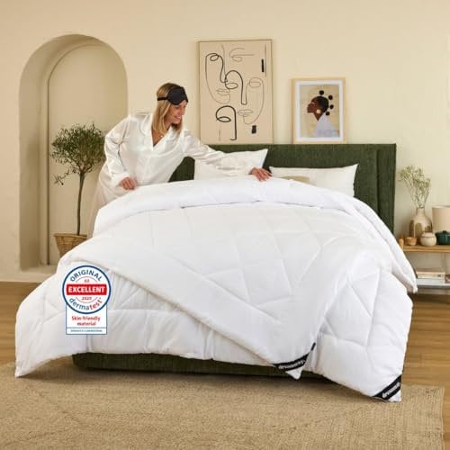 Dreamway Bettdecke 200x220 4 Jahreszeiten 2 teilig inklusive Ganzjahresdecke 200 x 220 300gsm + Sommerdecke 200x220 cm 150gsm - 2 zusammengeknöpften Steppdecke für Vierjahreszeiten/Sommer/Winter Weiss