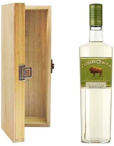 Zubrowka Bison Grass Flavoured Vodka in Tung Wood Gift Box with Hand Crafted Gifts2Drink Tag