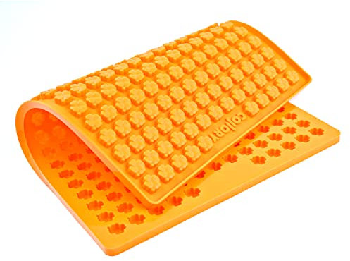Collory Backmatte Hundekekse, Leckerlis in KLEEBLATT Form, Silikon Backform, Hitzebeständig, Lebensmittelecht & Bpa-frei (Mini Kleeblätter (1,5 cm), Orange)