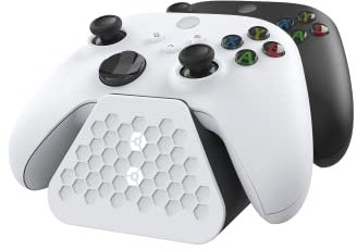 BASEKAMP Duo Station de charge pour Xbox Series X/S/One - Charge 2 manettes officielles Xbox - Comprend 2 batteries - 2 plaques frontales interchangeables