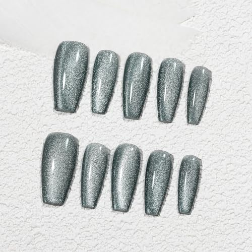 Sun&Beam Nails Handmade Press-On Nails Medium Ballerina Silver (#248 M) | Handmade 10-piece set in silver glitter with a reflective cat-eye effect and metallic shine.