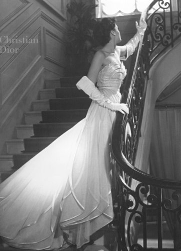 Christian Dior: And Germany: 1947-1957: Catalogue of the Exhibition at Kunstbibliothek, Berlin, 2007
