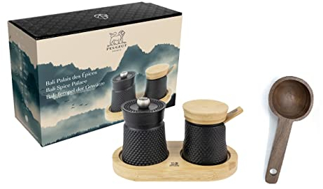 Peugeot Bali Pfefferm hle und Salzkeller, aus Gusseisen, mit Holztablett, in Geschenkbox, mit Gew rzschaufel aus Holz