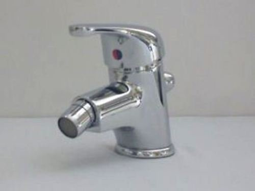 Bad Waschtisch BIDET Einhandmischer chrom