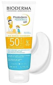 BIODERMA Photoderm Pediatrics Lait SPF50+ Lait solaire pour enfants à partir de 12 mois, très haute protection - Peaux sensibles - Prescrit par des dermatologues - Tube 200 ml