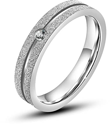 Banemi Trauringe Silber, Cubic Zirconia Ring Titan Edelstahl Silberner Mattring mit Zirkonia Jahrestags Geschenk Ring Größe 45 (14.3)