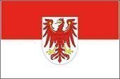 Flaggen Deutsche Bundesländer Deutschland Landesfahnen 150 x 90 cm mit zwei Metallösen zur Befestigung und zum Hissen (Brandenburg)