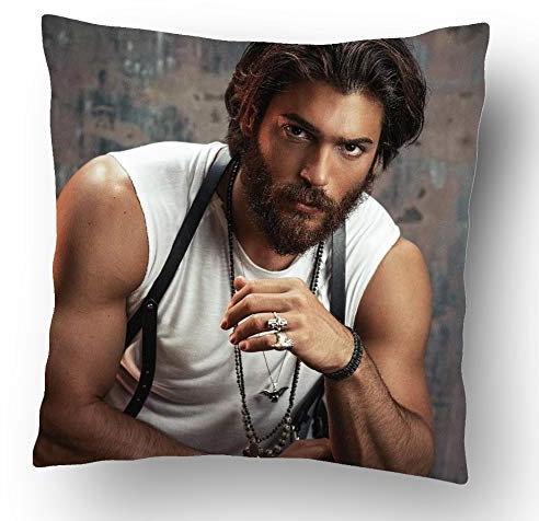 Can Yaman Cuscino 13 Idea Regalo Divertente Natale Compleanno Festa Donna Mamma Nonna Personaggi Famosi Collezione Decorazioni casa Divano Letto Serie TV Daydreamer Le Ali del Sogno Bitter Sweet